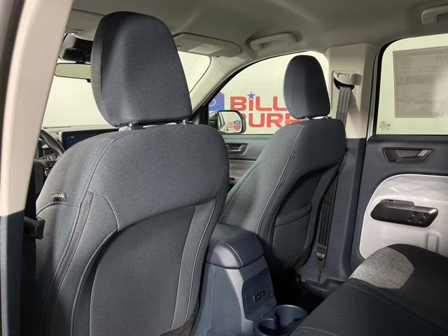 2026 Oxford White Ford Maverick XLT FWD Truck