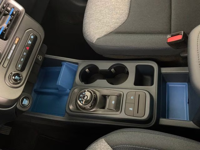 2026 Oxford White Ford Maverick XLT FWD Truck