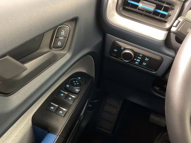 2026 Oxford White Ford Maverick XLT FWD Truck