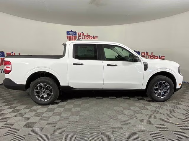 2026 Oxford White Ford Maverick XLT FWD Truck