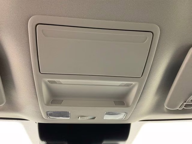 2026 Oxford White Ford Maverick XLT FWD Truck