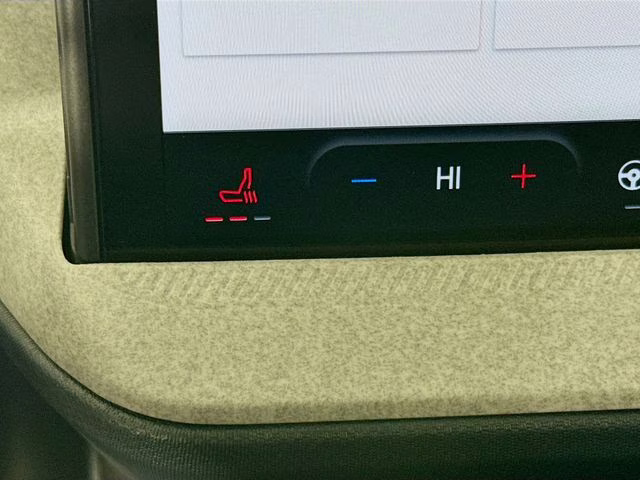 2026 Oxford White Ford Maverick XLT AWD Truck