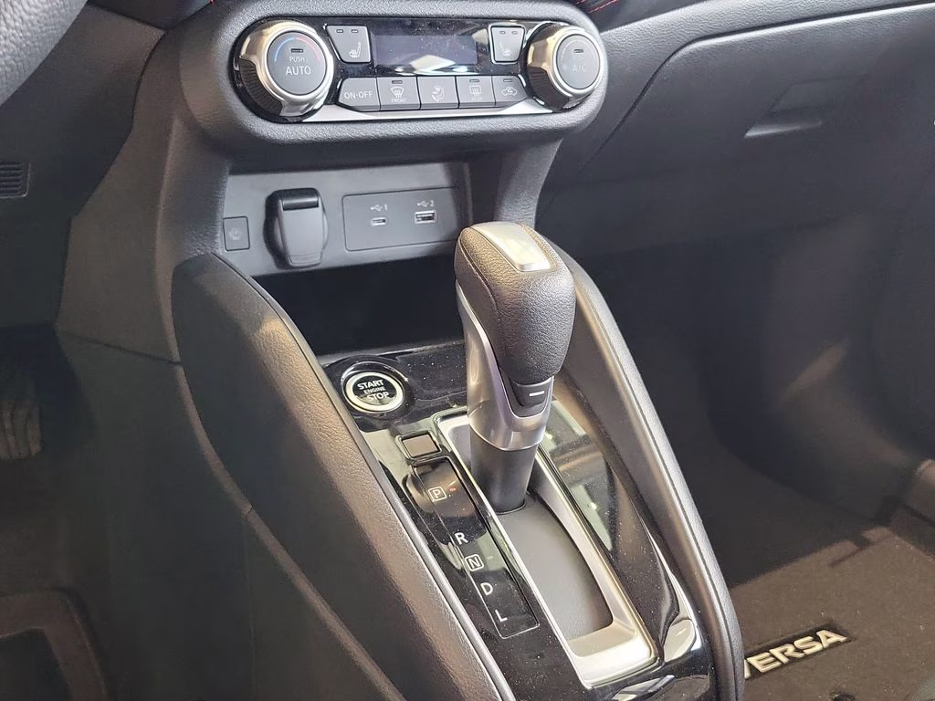 2025 Aspen White Tricoat Nissan Versa 1.6 SR FWD Sedan
