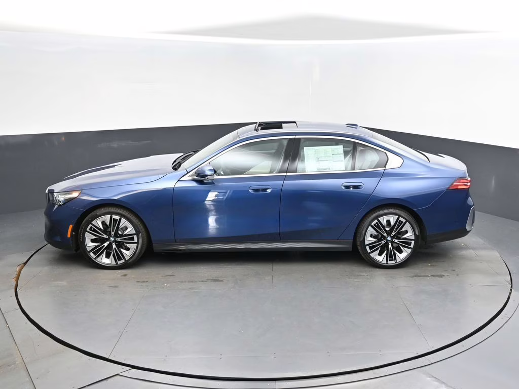 2026 Phytonic Blue Metallic BMW 5 Series 530i RWD Sedan