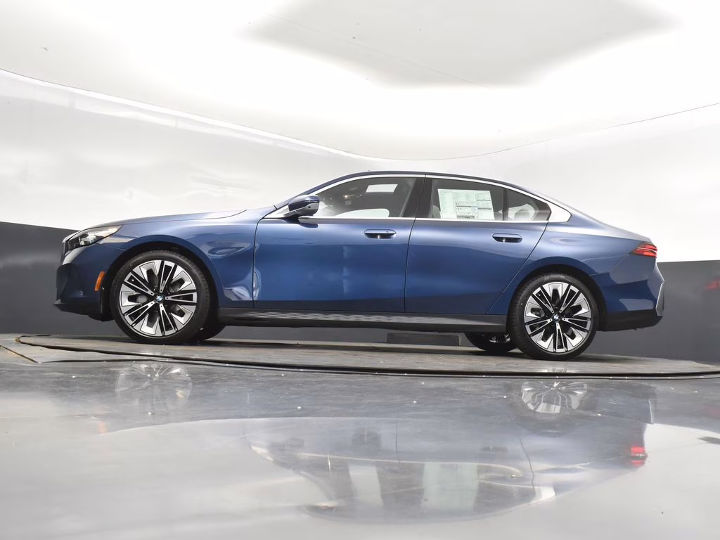 2026 Phytonic Blue Metallic BMW 5 Series 530i RWD Sedan