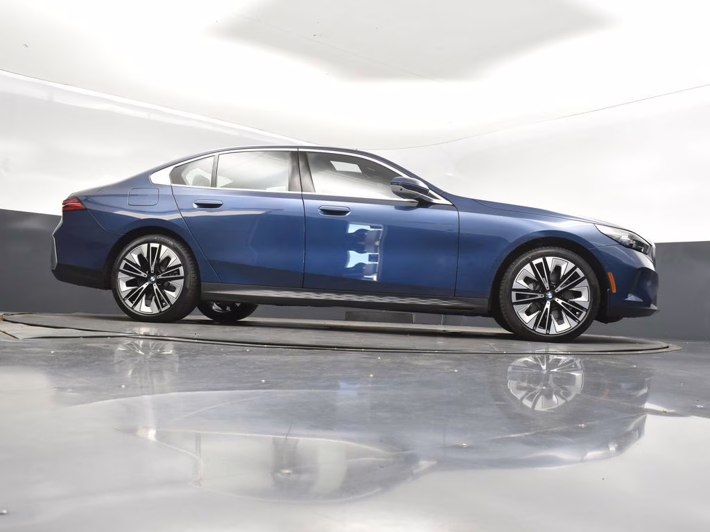 2026 Phytonic Blue Metallic BMW 5 Series 530i RWD Sedan