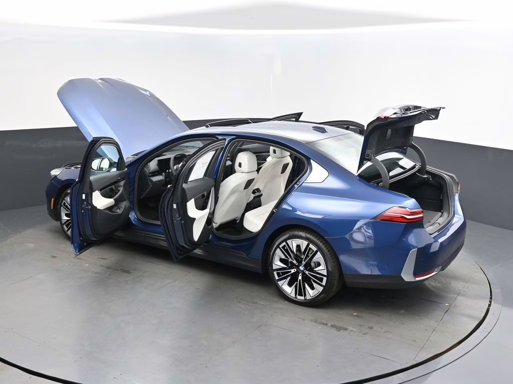 2026 Phytonic Blue Metallic BMW 5 Series 530i RWD Sedan