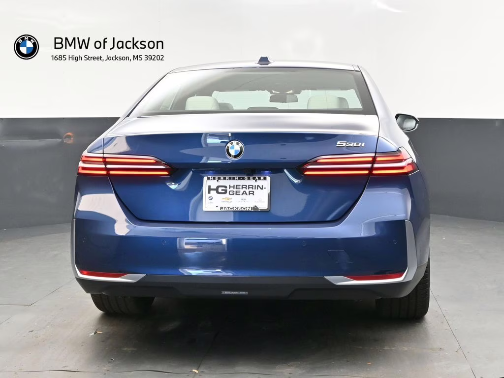 2026 Phytonic Blue Metallic BMW 5 Series 530i RWD Sedan