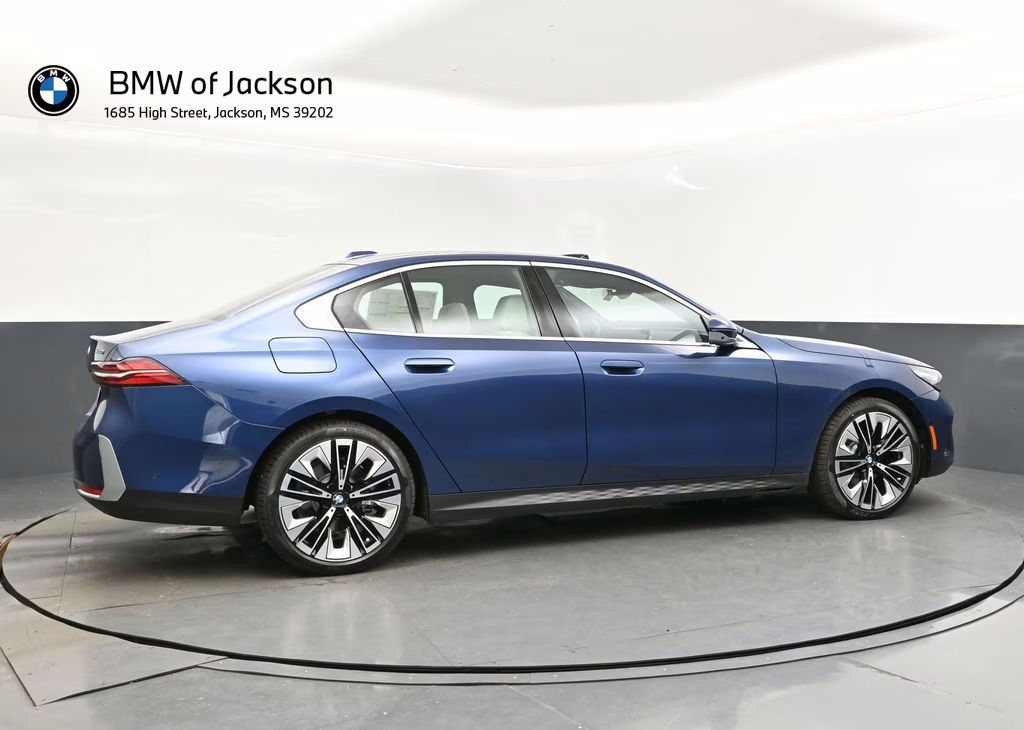 2026 Phytonic Blue Metallic BMW 5 Series 530i RWD Sedan