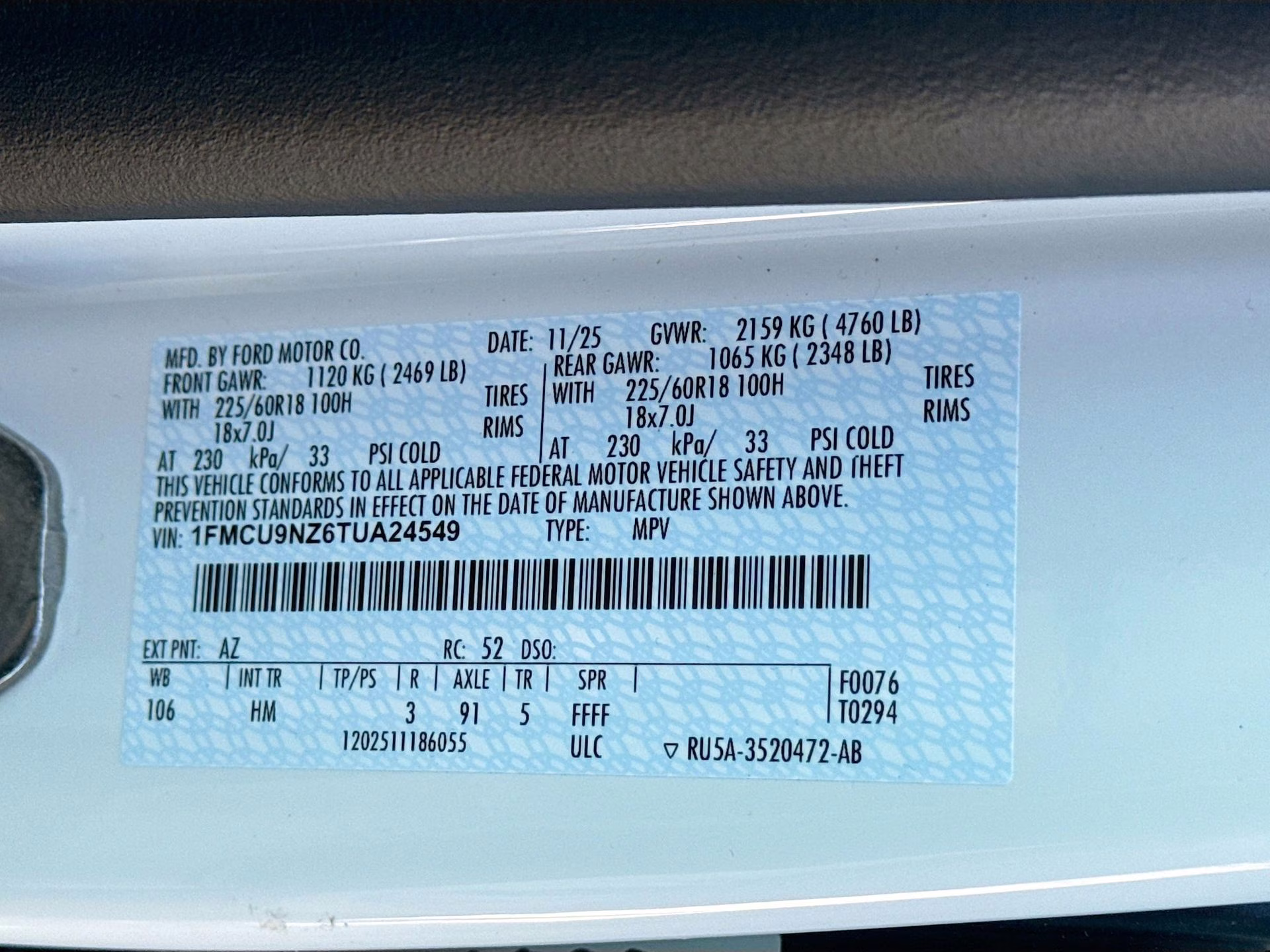 2026 Star White Metallic Tri-Coat Ford Escape Hybrid ST-Line Select AWD SUV