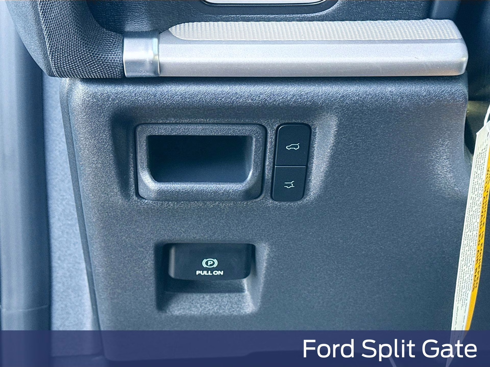 2025 Glacier Gray Metallic TriCoat Ford Expedition Active RWD SUV