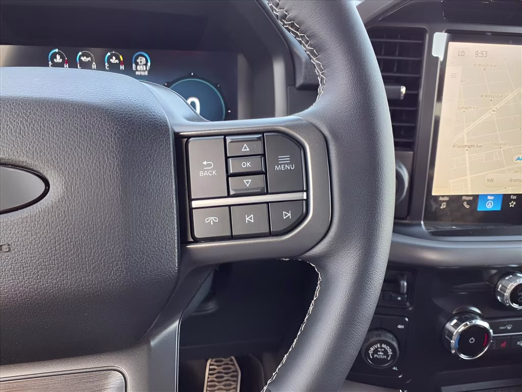 2025 Space White Metallic Ford F-150 XLT 4X4 Truck