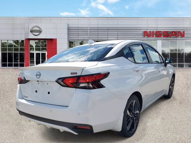 2025 Aspen White Tricoat Nissan Versa 1.6 SR FWD Sedan