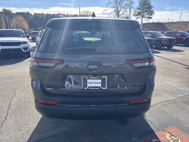 2025 Baltic Gray Metallic Clearcoat Jeep Grand Cherokee L Limited 4X4 SUV