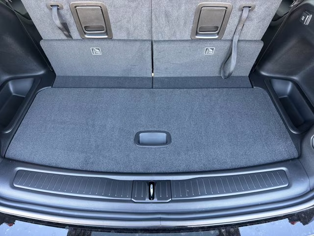 2025 Diamond Black Crystal Pearlcoat Jeep Grand Cherokee L Limited 4X4 SUV