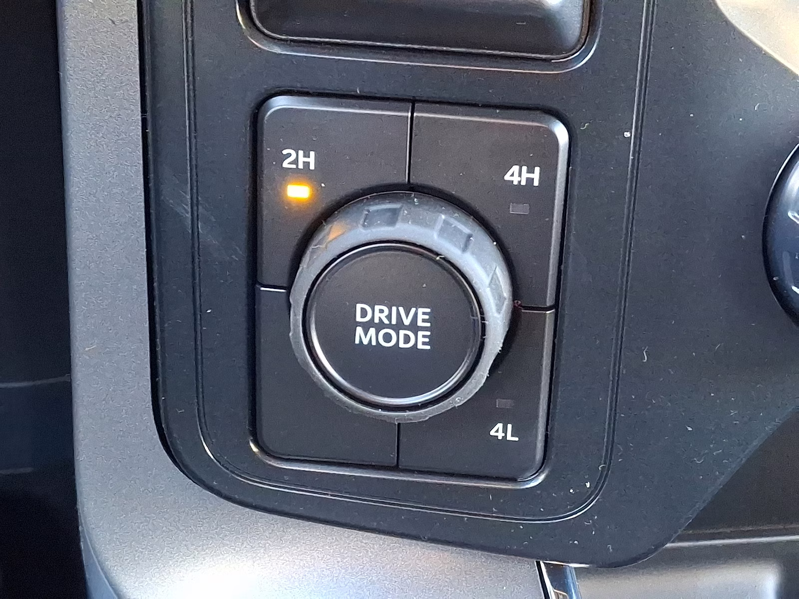 2025 Oxford White - YZ Ford F-150 XLT 4X4