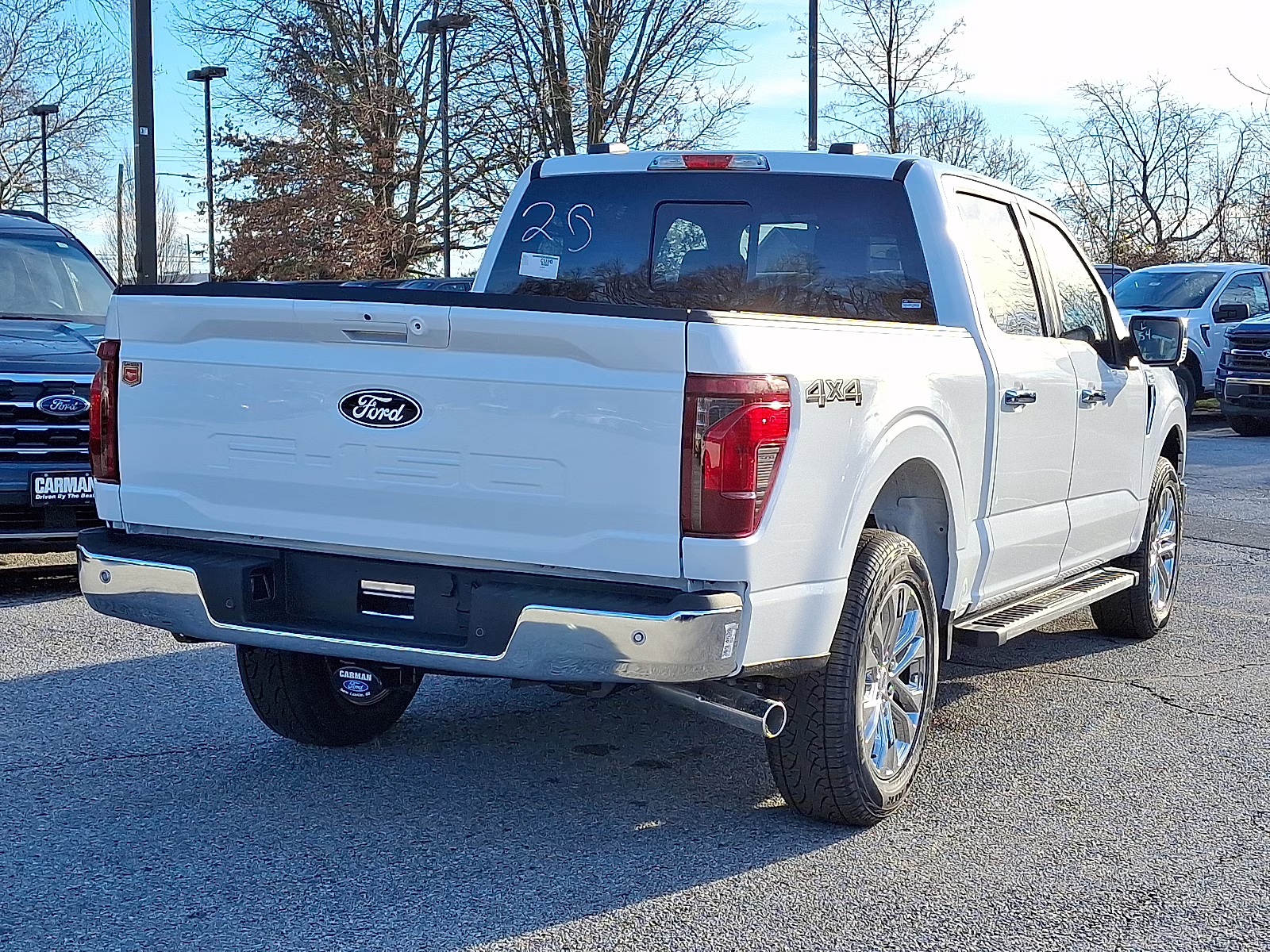 2025 Oxford White - YZ Ford F-150 XLT 4X4