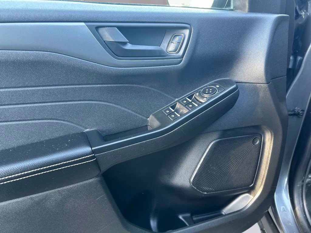 2025 Gray Metallic Ford Escape Active AWD SUV