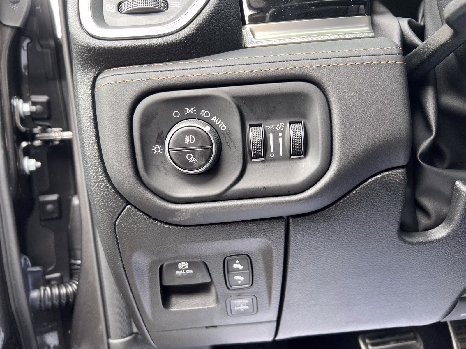 2026 RAM 1500 Tungsten - Photo 18