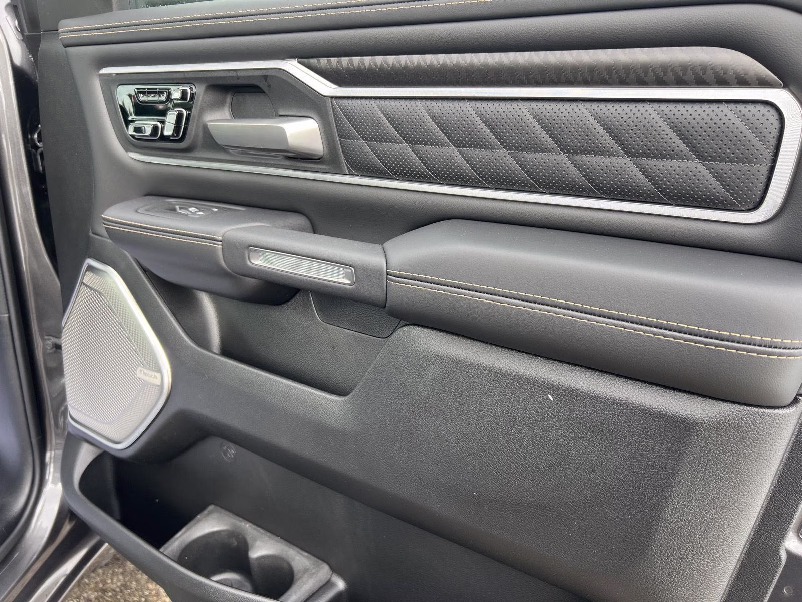 2026 RAM 1500 Tungsten - Photo 43