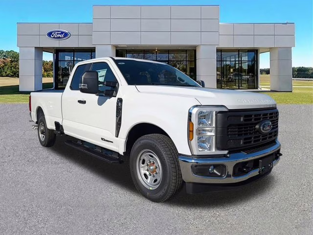 2026 Oxford White Ford Super Duty F-250 SRW XL RWD Truck