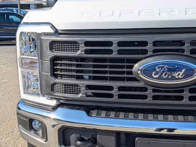 2026 Oxford White Ford Super Duty F-250 SRW XL RWD Truck