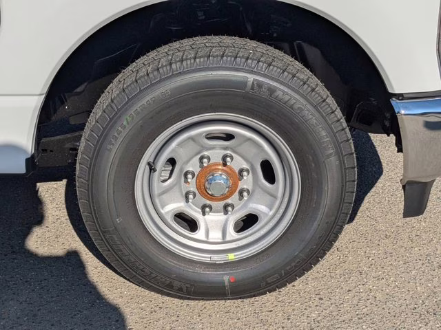 2026 Oxford White Ford Super Duty F-250 SRW XL RWD Truck