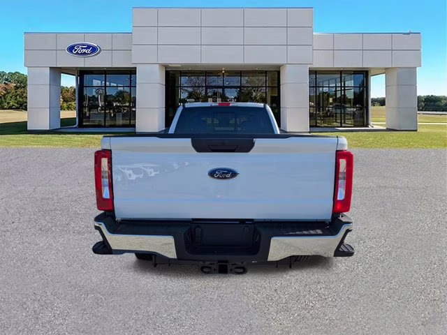 2026 Oxford White Ford Super Duty F-250 SRW XL RWD Truck