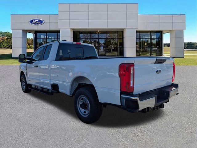 2026 Oxford White Ford Super Duty F-250 SRW XL RWD Truck