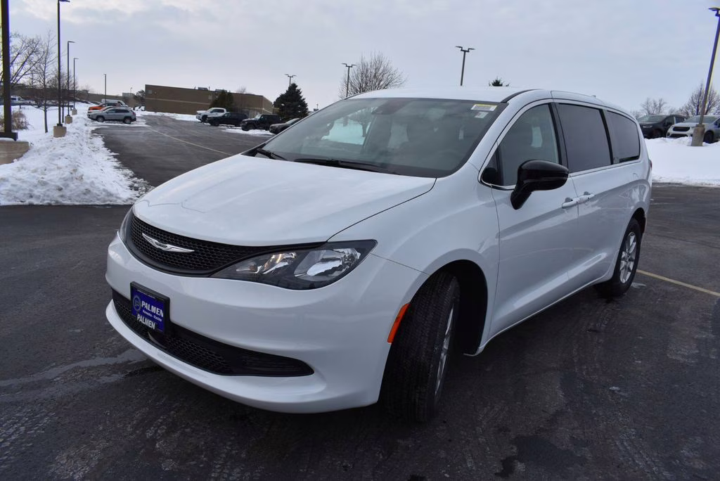 2026 Bright White Clearcoat Chrysler Voyager LX FWD Van
