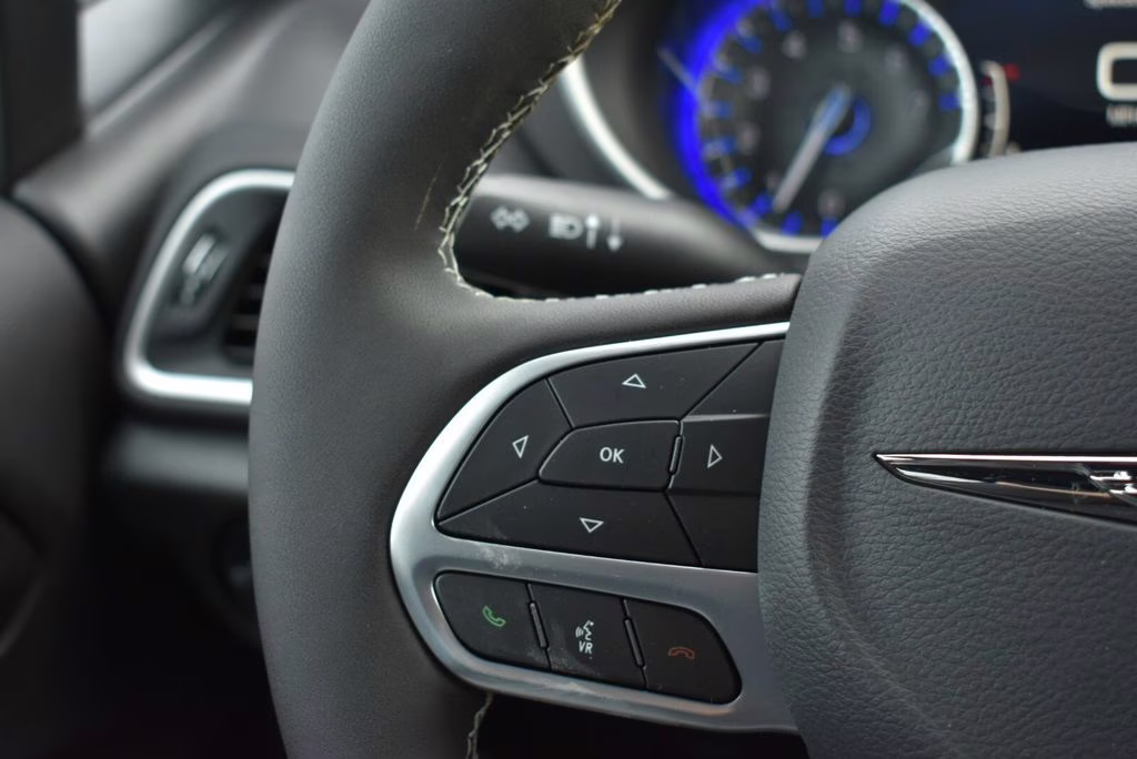 2026 Bright White Clearcoat Chrysler Voyager LX FWD Van