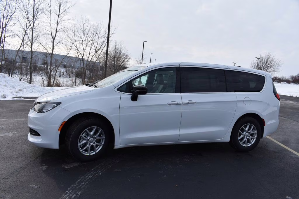 2026 Bright White Clearcoat Chrysler Voyager LX FWD Van