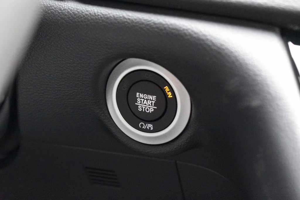 2026 Bright White Clearcoat Chrysler Voyager LX FWD Van