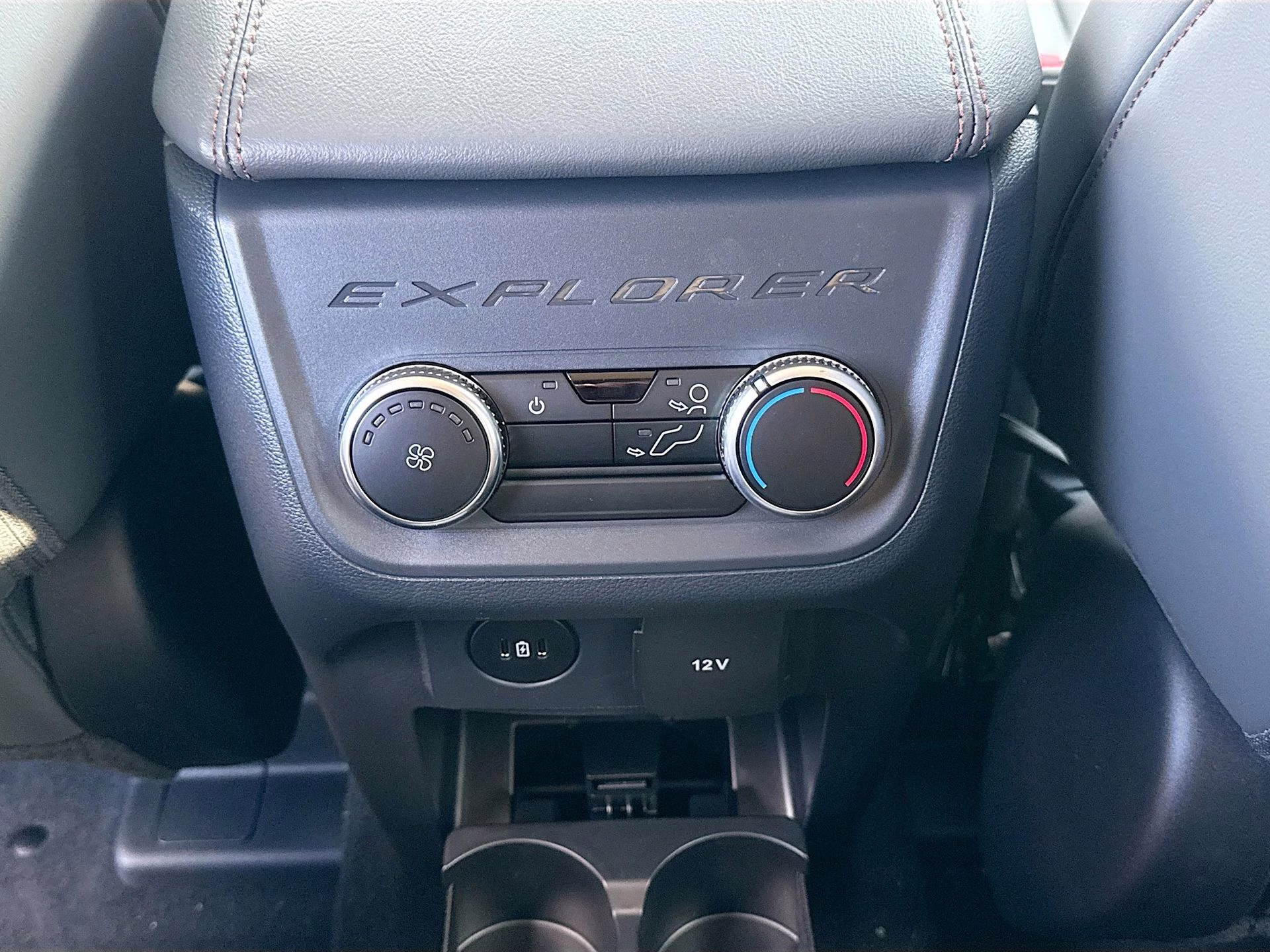 2026 Carbonized Gray Metallic Ford Explorer Active RWD SUV