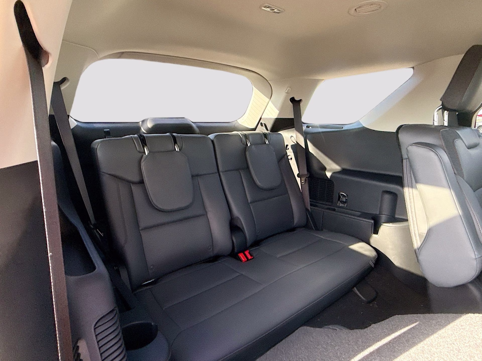 2026 Carbonized Gray Metallic Ford Explorer Active RWD SUV