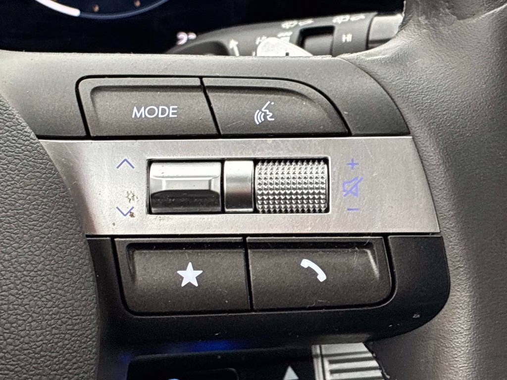 2024 Atlas White Hyundai Kona SEL AWD SUV