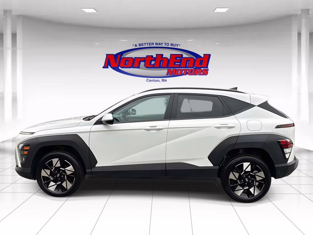 2024 Atlas White Hyundai Kona SEL AWD SUV