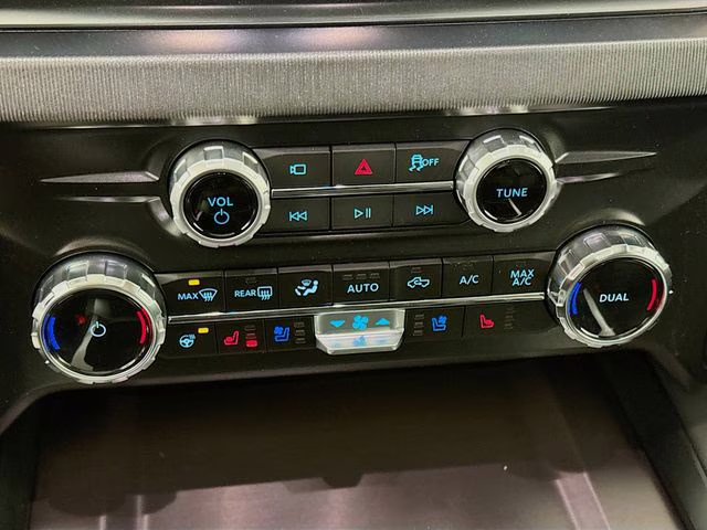 2026 Agate Black Metallic Ford Super Duty F-250 SRW Platinum 4X4 Truck
