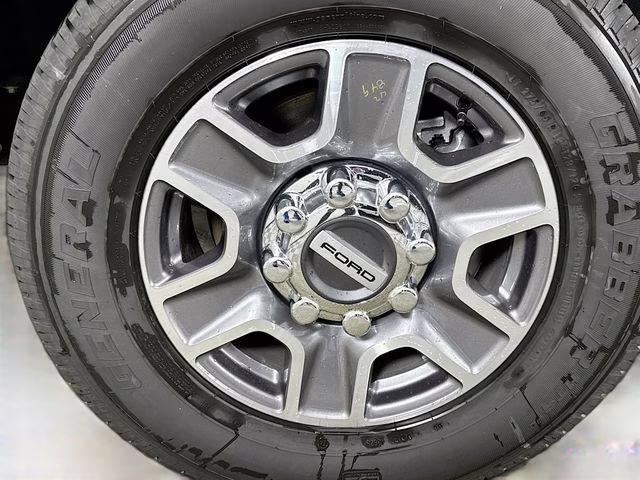 2026 Agate Black Metallic Ford Super Duty F-350 SRW Lariat RWD Truck