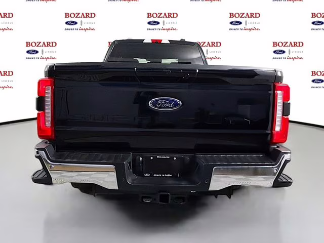 2026 Agate Black Metallic Ford Super Duty F-350 SRW Lariat RWD Truck