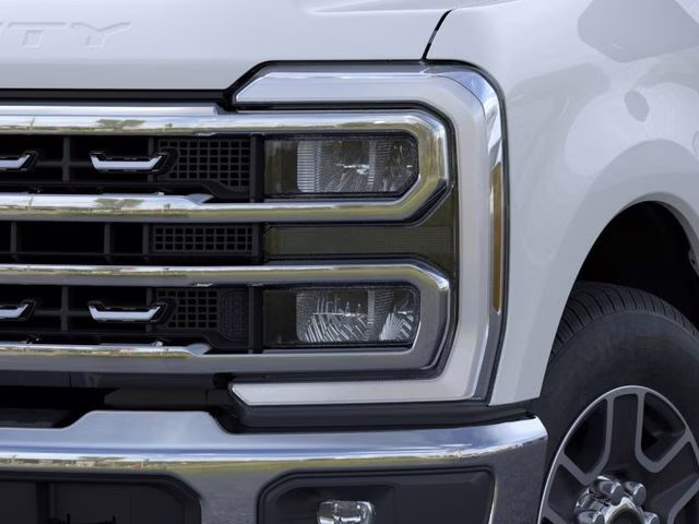 2026 Oxford White Ford Super Duty F-350 SRW Lariat RWD Truck