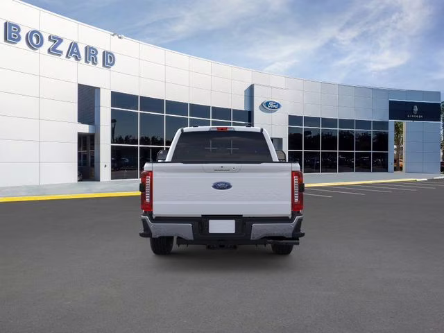 2026 Oxford White Ford Super Duty F-350 SRW Lariat RWD Truck