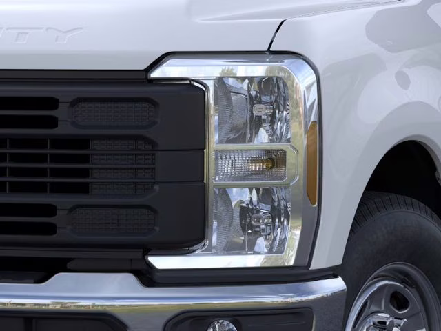 2026 Oxford White Ford Super Duty F-250 SRW XL RWD Truck