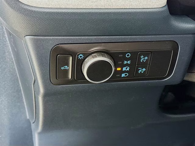 2026 Space White Metallic Ford Maverick XLT FWD Truck