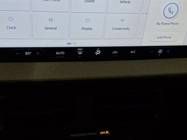 2026 Space White Metallic Ford Maverick XLT FWD Truck