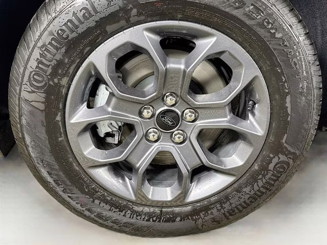 2026 Space White Metallic Ford Maverick XLT FWD Truck