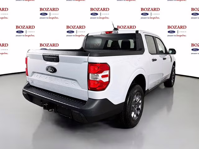2026 Space White Metallic Ford Maverick XLT FWD Truck