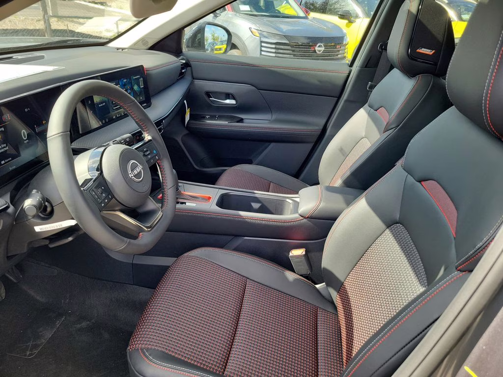 2026 Gun Metallic Nissan Kicks SR FWD SUV