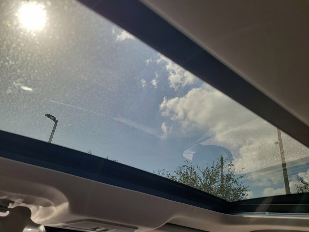 2026 Super Black Nissan Kicks SR FWD SUV