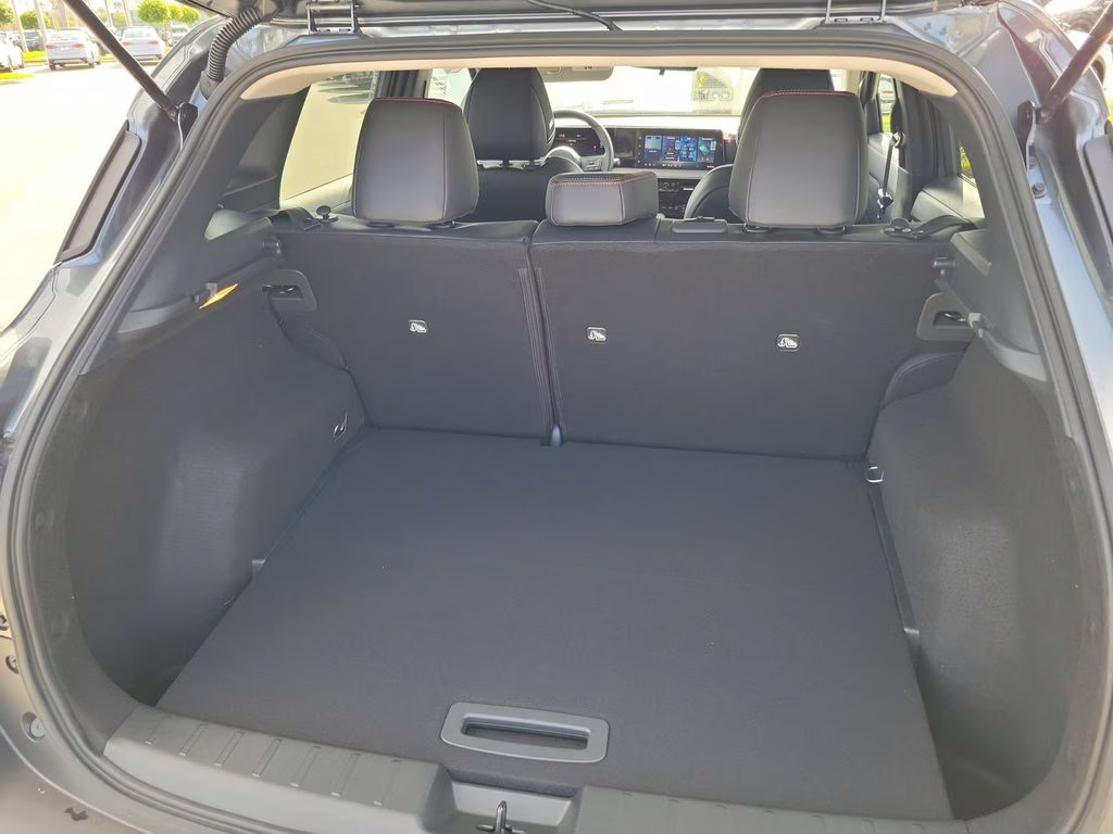 2026 Gun Metallic Nissan Kicks SR FWD SUV